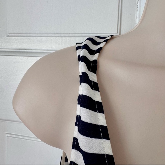 J.Crew Navy White Striped Tank Top Classic Nautical Summer Size 6 - Picture 6 of 8
